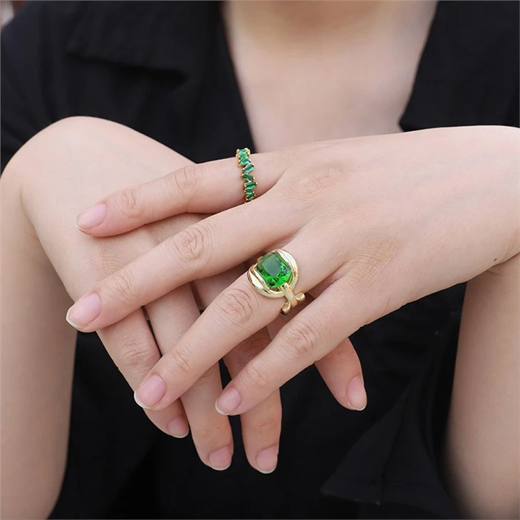 emerald ring gold plated 05
